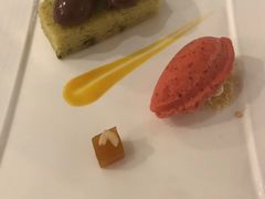 -广州塔卢特斯法国旋转餐厅