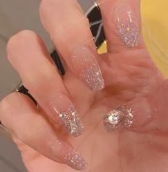 -悦指间美甲美睫