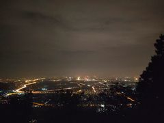 -鬼笑石后山停车场
