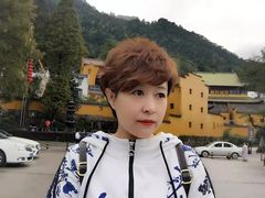 -九华山聚龙大酒店