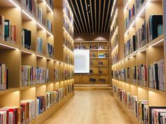 -漕河泾街道图书馆(漕河泾社区文化活动中心店)