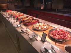 -海口绿发希尔顿酒店-田园汇自助餐·三文鱼·海鲜