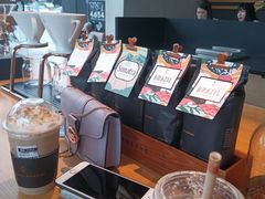 -星巴克臻选(成都环球乐天店)