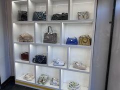 -翰皇直营洗衣洗鞋(望京鹿港店)