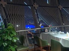 -奥塔空中餐厅
