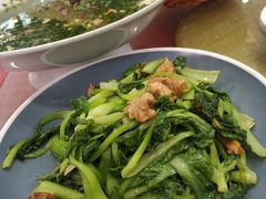 油渣青菜-八张桌子(老店)