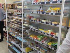 -全家便利店(新闸路二店)