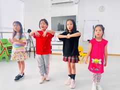 -蓝话筒·少儿成人演讲口才·主持朗诵·戏剧表演(大华第一坊店)