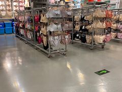 -上品折扣(回龙观店)
