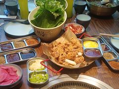 -明洞阿姨·韩式酱蟹烤肉·创意料理(三元桥店)