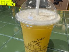 -大食代美食广场(上海中心店)