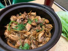 -芳村榕树头叹佬鸡煲(体育西店)