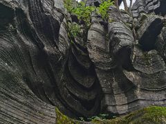 -梭布垭石林景区