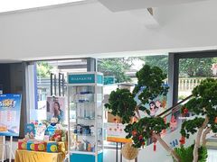 -维乐口腔医院(星海湾分院)