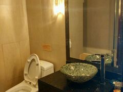 -顺德君豪酒店(佛山容桂渔人码头店)