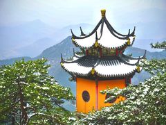-九华山聚龙大酒店