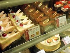 -85度C(生甜甜圈研究工坊·上海松江人民北路店)