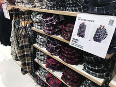 -优衣库(郑州二七万达广场店)