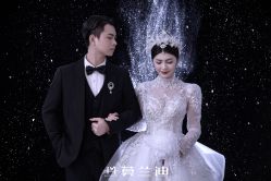 -莫兰迪婚纱摄影