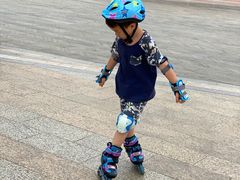 -阿布溜溜(同曦假日百货店)