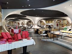 -钟书阁(珍园店)
