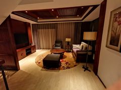 -三亚湾海居铂尔曼度假酒店