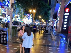 -八一路好吃街(雨田商务大厦店)