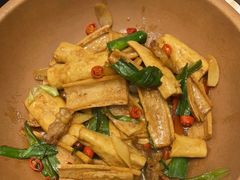 -无锡鼎尚皇冠酒店