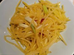 酸辣土豆丝-杭百味·大众精选杭帮菜(西湖音乐喷泉店)