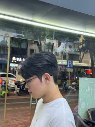 点击看大图 -藤野造型专业烫染接发