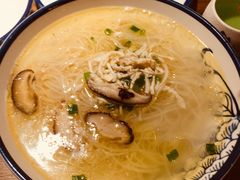 -二孃鸡爪爪(东风路总店)
