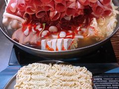 部队锅-MI WU FACTORY米屋美食工厂餐厅(绿地店)