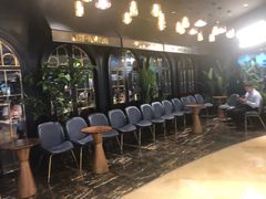 等位区-加餐海鲜自助(宝龙一城店)
