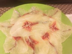 -鲜入围煮花胶鸡海鲜火锅