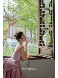 -雪中彩影婚纱摄影·微光艺术中心