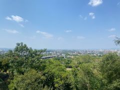 -神光山国家森林公园