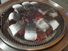 -围炉肉舍•炭烤活鳗•丹东海鲜烤肉(步行街店)