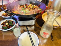 -富正毅三下锅·湘西韵味(天门山索道店)