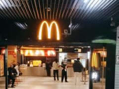 -麦当劳(中山公园龙之梦店)