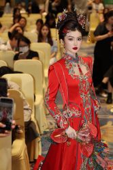 -懿沉香中式嫁衣礼服秀禾服龙凤褂马来褂旗袍总店