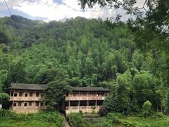 -九屋西岭生态度假景区