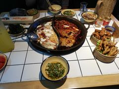 -瓜西西重庆火锅(花溪店)