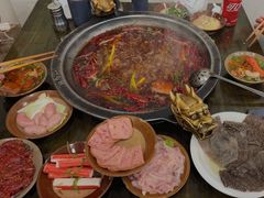 -黄潇洒老火锅(九眼桥宏济巷店)