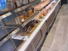 -巴黎贝甜(大宁国际商业广场店)
