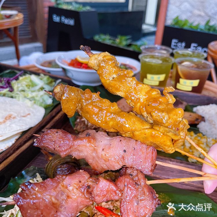 这家烟台山东南亚小吃排队王，专治夏日不爽‼️
