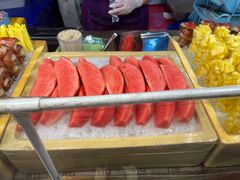 -席娜卡琳火车铁道夜市