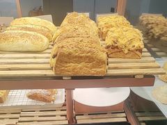 核桃奶油面包-多乐之日(和平伊势丹店)