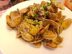 -捌贰虾蟹·江湖菜馆(江汉路店)