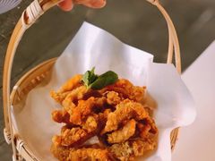 椒盐小酥肉-渔语鱼新川菜Bistro(万象天地店)