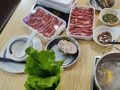 -杨老板·海鲜集市火锅·鲜切牛肉(中防万宝店)